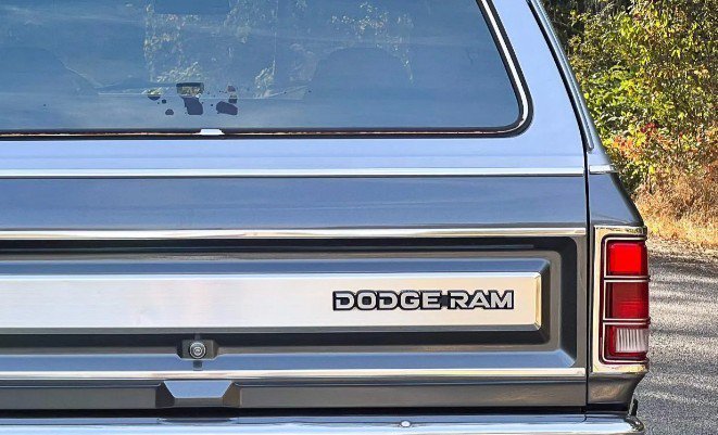 Rear Tailgate Dodge Ram Emblem For 1981-1990 Dodge Truck/Ramcharger