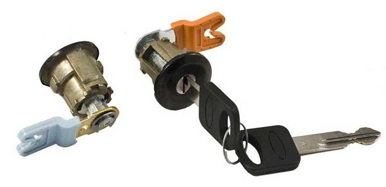 Reproduction Black Ignition and Door Lock Set For 1996-2004 Ford Mustang