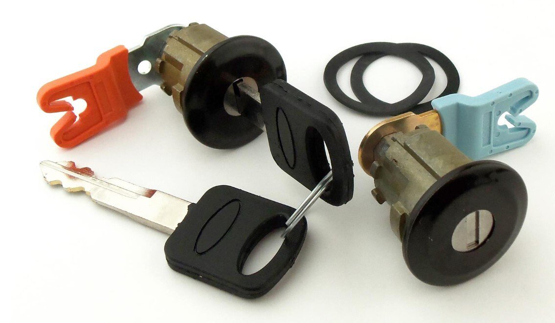 Black Door Lock Set For 1996-2004 Ford Mustang Without Anti-Theft